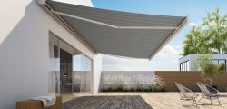 Terrassenmarkise mit Sonnenschein in Bruchsal