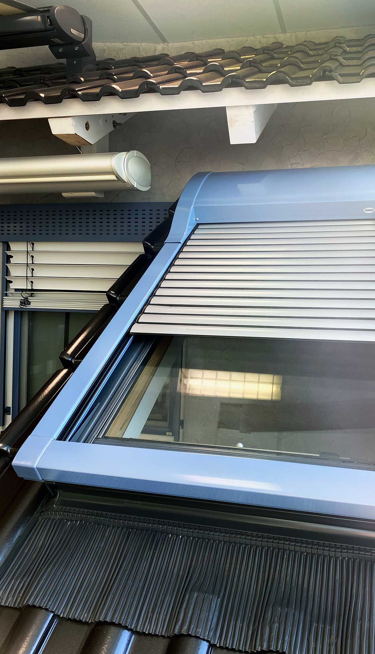 Dachfenster mit Sonnenschutz in Bruchsal
