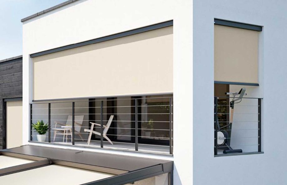 Fenstermarkisen bei einem Neubau